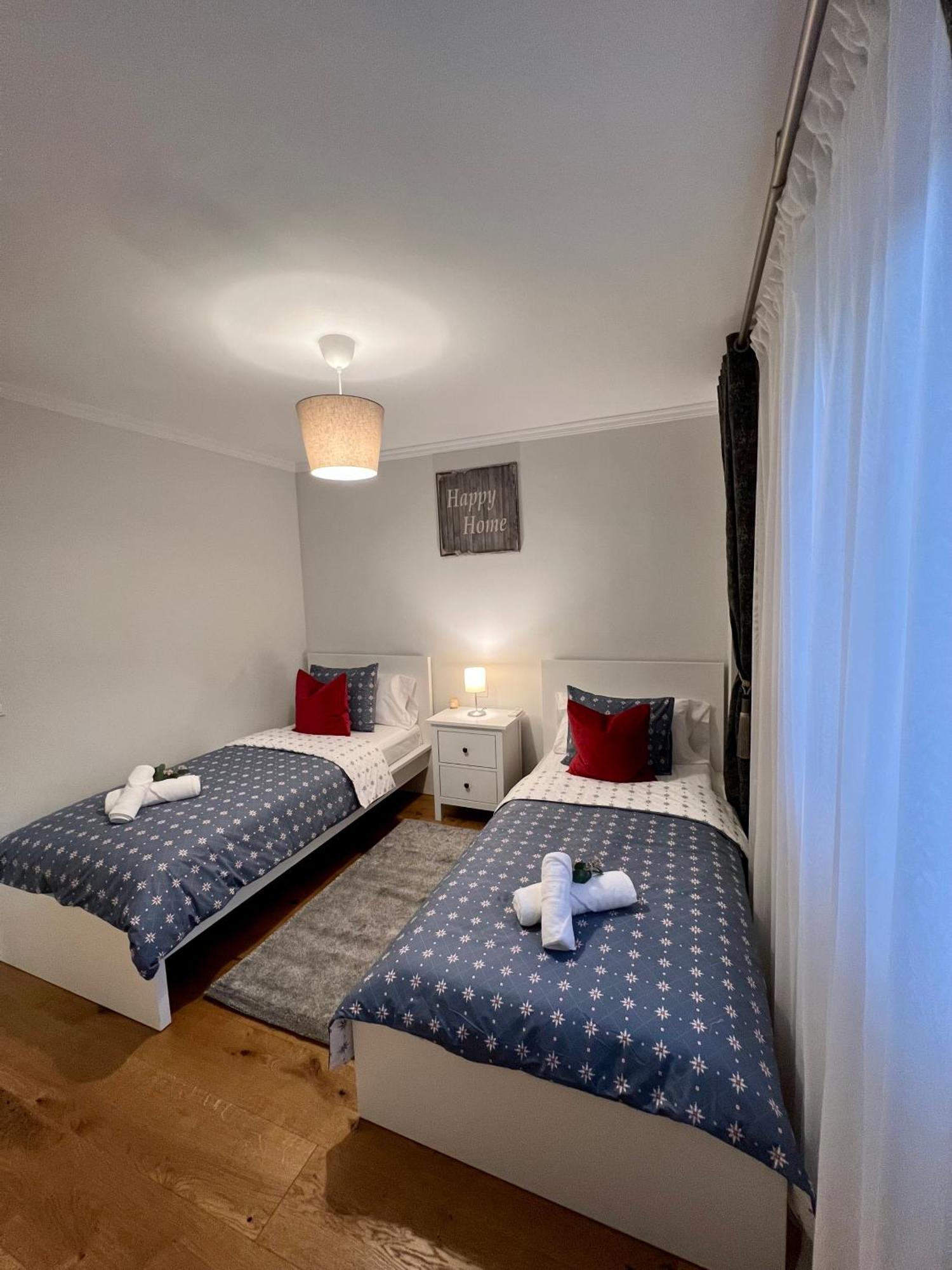 Prestige Iii Apartment *